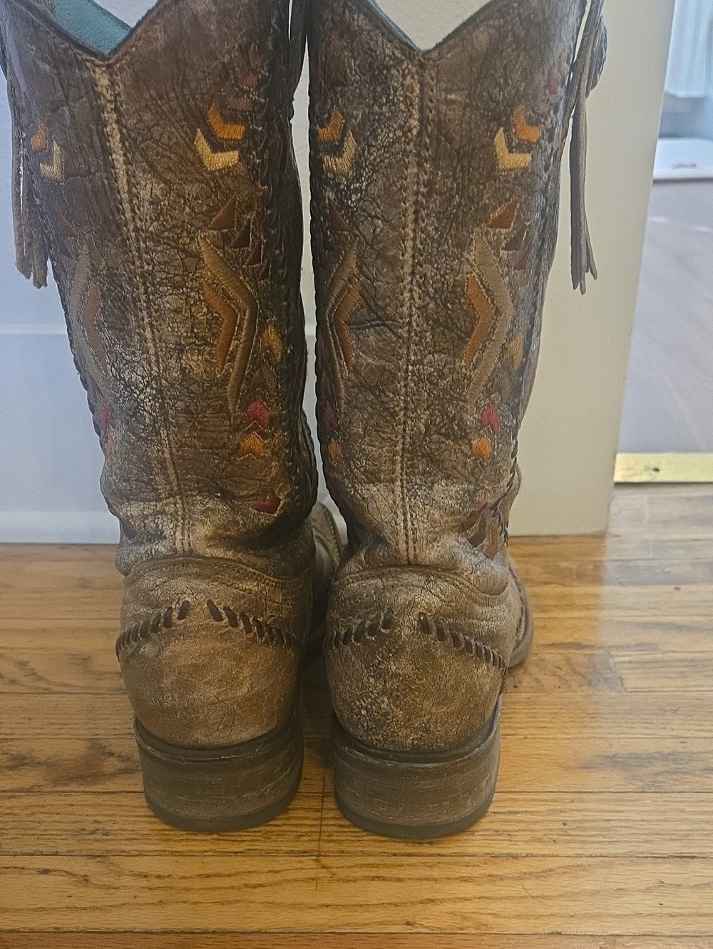 Corral Vintage Distressed Brown Embroidered Western Cowboy Boots - Women- 8.5 M - Picture 7 of 7